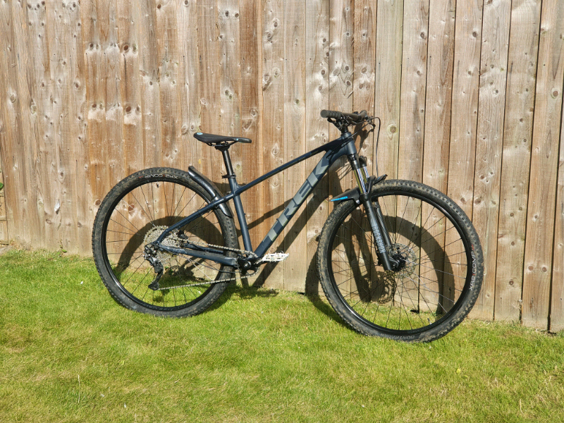 Trek Marlin 7 Mountain Bike - Medium 